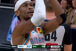 麻将胡了-一节打花？亚历山大造杀伤两罚中一 雷霆领先雄鹿20分