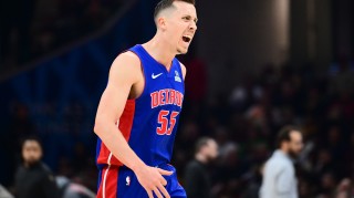 PG-第一节就要花？活塞开场打出13-0攻击波 鹈鹕无奈叫下暂停