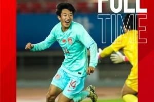 PG-判若两队⁉️去年国少在预选赛3胜1平进19球丢2球，2-2平韩国